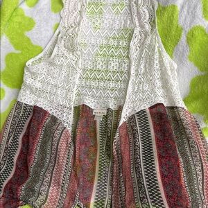 Belle du jour Cream/White Lace and Multicolor Patterned Vest